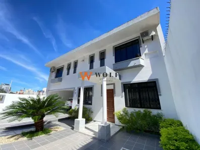 Casa com 5 Quartos à venda, 394m² no Centro, Florianópolis