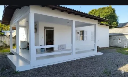 Casa com 3 Quartos à venda, 170m² no Carianos, Florianópolis