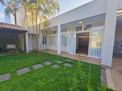 Casa com 5 Quartos à venda, 281m² no Monte Castelo, Campo Grande