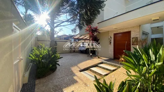 Sobrado com 3 Quartos à venda, 235m² no Paiquerê, Valinhos
