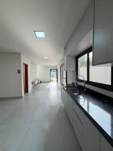 Casa com 3 Quartos para alugar, 200m² no Villas do Jaguari, Santana de Parnaíba