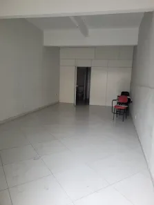 Ponto Comercial para alugar, 59m² no Rocha Miranda, Rio de Janeiro