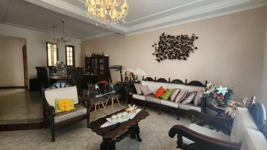 Sobrado com 5 Quartos à venda, 265m² no Jardim Paulista I, Jundiaí