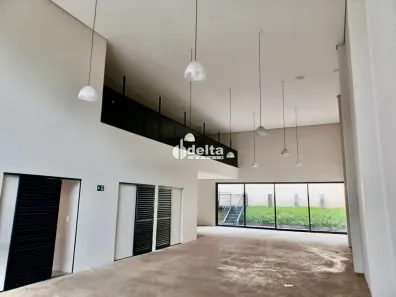 Ponto Comercial para alugar, 200m² no Nossa Senhora Aparecida, Uberlândia