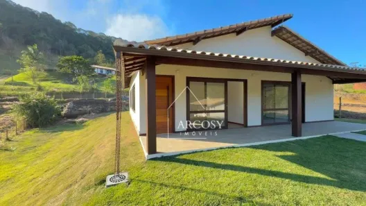 Casa com 3 Quartos à venda, 2200m² no Pedro do Rio, Petrópolis