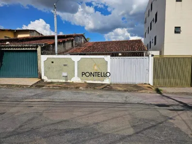 Casa com 2 Quartos à venda, 116m² no Centro, Sete Lagoas
