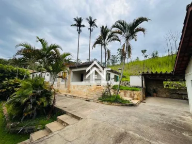 Fazenda/Sítio com 3 Quartos à venda, 150m² no Jardim Estância Brasil, Atibaia