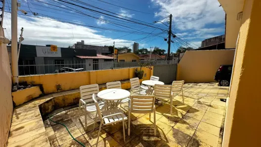 Casa com 4 Quartos à venda, 250m² no Lagoa Nova, Natal