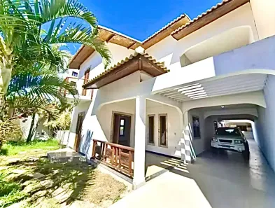 Casa com 5 Quartos à venda, 346m² no Riviera Fluminense, Macaé