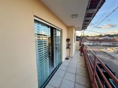 Sobrado com 4 Quartos à venda, 260m² no Castanheira, Belém