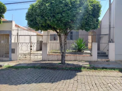 Casa com 3 Quartos à venda, 188m² no Centro, Araraquara