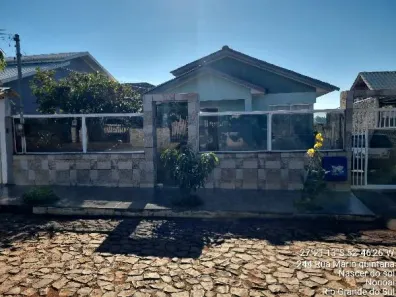 Casa com 2 Quartos à venda, 56m² no , Nonoai