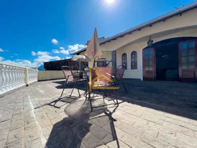 Casa com 3 Quartos à venda, 200m² no Fazendinha, Teresópolis