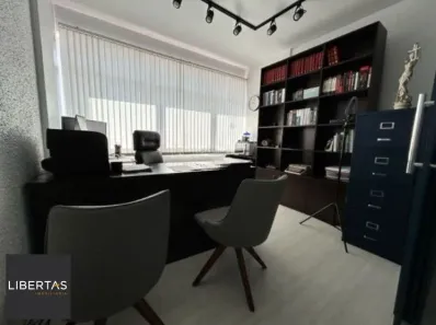 Sala Comercial à venda, 24m² no Centro Histórico, Porto Alegre