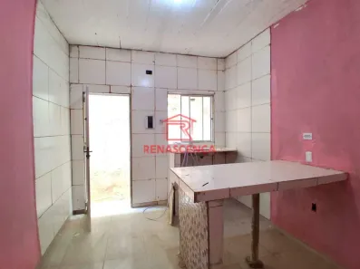 Casa com 2 Quartos para alugar, 50m² no Jacarepaguá, Rio de Janeiro