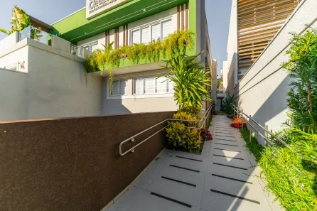 Imóvel Comercial para alugar, 412m² no Vila Izabel, Curitiba