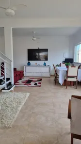 Sobrado com 4 Quartos à venda, 220m² no Belmira Novaes, Peruíbe