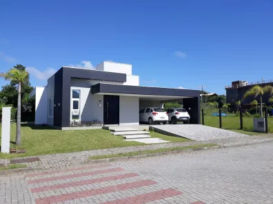 Casa com 3 Quartos à venda, 240m² no Arroio, Imbituba