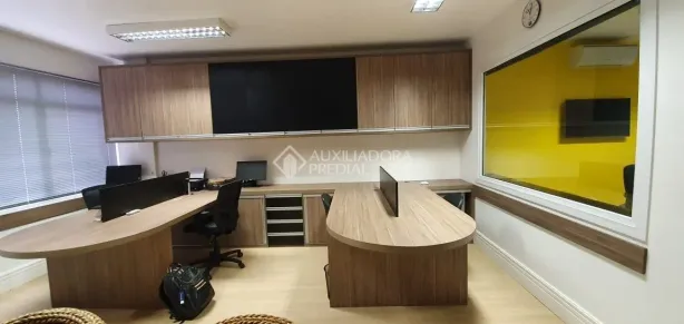 Sala Comercial à venda, 48m² no Bela Vista, Porto Alegre