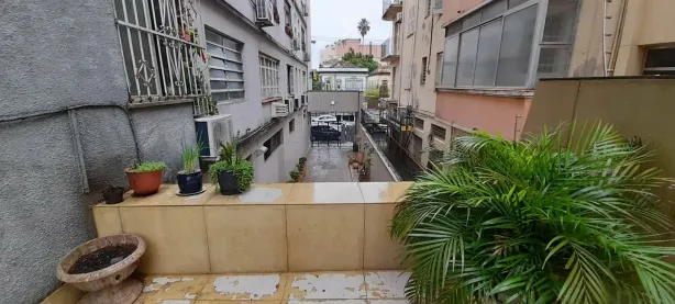 Apartamento com 2 Quartos à venda, 82m² no Centro Histórico, Porto Alegre