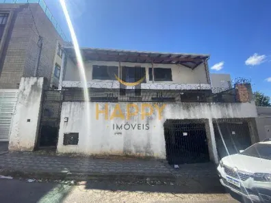 Casa com 5 Quartos à venda, 641m² no Coração Eucarístico, Belo Horizonte