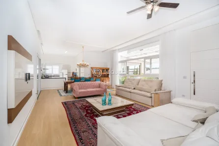 Casa de Condomínio com 3 Quartos à venda, 251m² no Butiatuvinha, Curitiba
