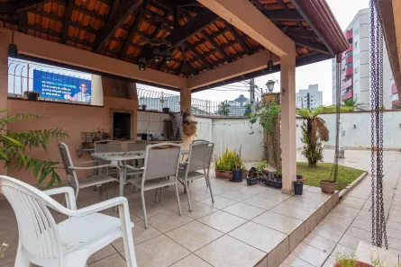 Casa com 3 Quartos à venda, 223m² no Portão, Curitiba