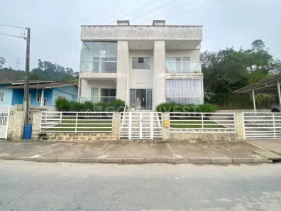 Apartamento com 2 Quartos para alugar, 60m² no Bateas, Brusque