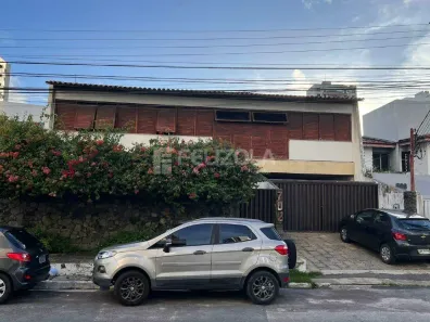 Casa com 4 Quartos à venda, 420m² no Jardins, Aracaju