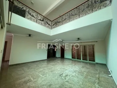 Imóvel Comercial com 3 Quartos à venda, 602m² no Centro, Piracicaba
