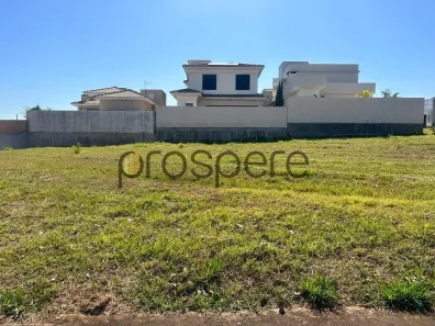 Lote/Terreno à venda, 300m² no Parque Residencial Mart Ville, Presidente Prudente