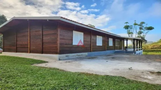 Fazenda/Sítio com 6 Quartos à venda, 170m² no Área Rural de São José dos Campos, São José dos Campos