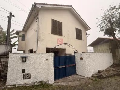Casa com 3 Quartos para alugar, 120m² no Alto da Serra, Petrópolis