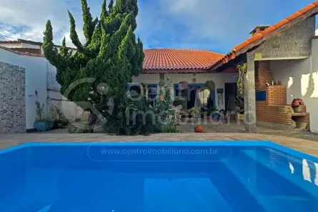 Casa com 4 Quartos à venda, 206m² no Jardim Tres Marias, Peruíbe