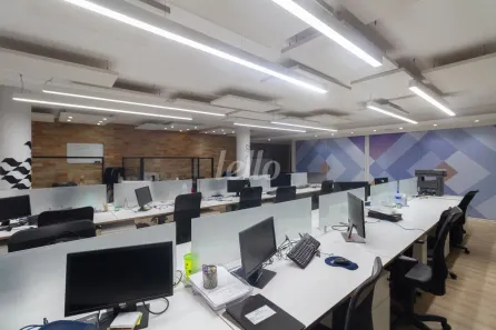 Sala Comercial para alugar, 248m² no República, São Paulo