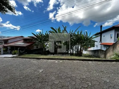 Lote/Terreno à venda, 750m² no Trindade, Florianópolis