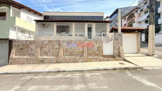 Casa com 3 Quartos à venda, 315m² no Santo Antônio, Itabuna