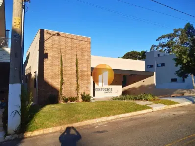 Casa de Condomínio com 4 Quartos à venda, 200m² no Parque Sinai, Santana de Parnaíba