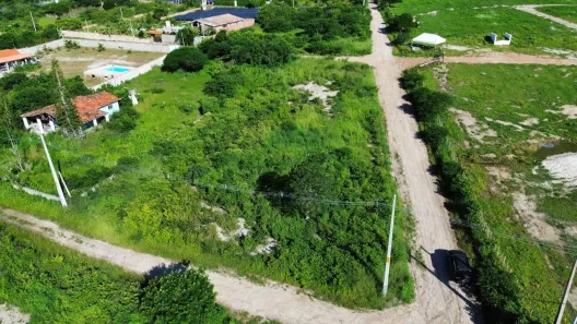 Lote/Terreno à venda, 1360m² no loteamento planalto, Sairé