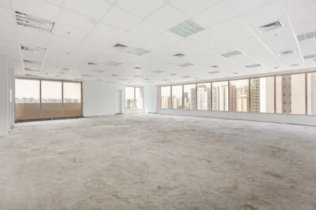 Ponto Comercial com 10 Quartos para alugar, 408m² no Cidade Monções, São Paulo