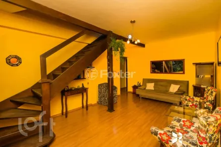 Casa com 5 Quartos à venda, 178m² no Cavalhada, Porto Alegre