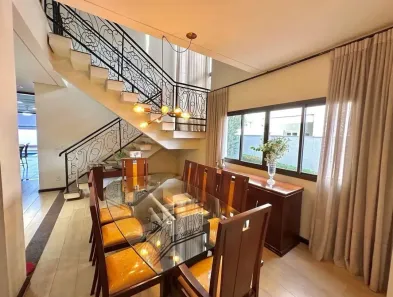 Casa de Condomínio com 4 Quartos para alugar, 350m² no Jardim Itália, Cuiabá