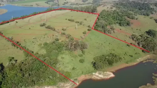 Fazenda/Sítio à venda, 300m² no Centro, Piraju