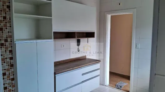 Sobrado com 3 Quartos para alugar, 120m² no Condomínio Residence Club, Jacareí