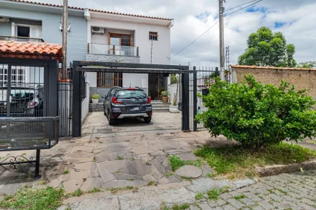 Casa com 3 Quartos à venda, 135m² no Serraria, Porto Alegre
