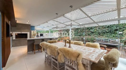 Casa de Condomínio com 3 Quartos à venda, 298m² no São Braz, Curitiba
