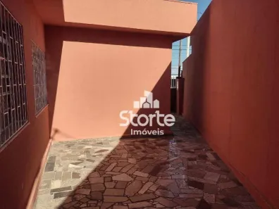 Casa com 6 Quartos à venda, 370m² no Osvaldo Rezende, Uberlândia