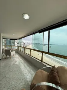 Apartamento com 3 Quartos para alugar, 180m² no Centro, Balneário Camboriú