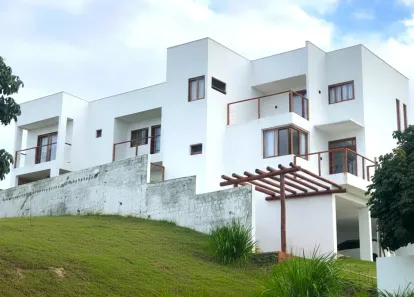 Casa de Condomínio com 4 Quartos à venda, 383m² no Mirante, Campina Grande