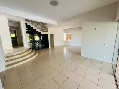 Casa de Condomínio com 4 Quartos à venda, 344m² no Morada da Colina, Uberlândia